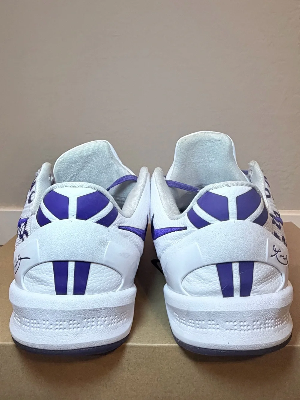 Nike kobes protro 8 White & Purple Low-Top Basketball Shoes w/Numeric Graphic - Picture 3 of 8